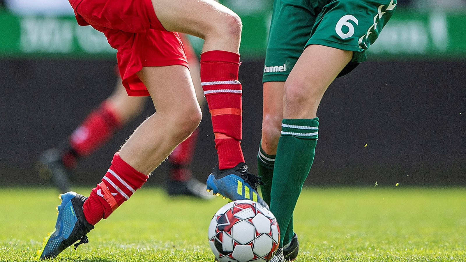 Nedrykning suspenderes i Danmarksserien og kvinde 1. division